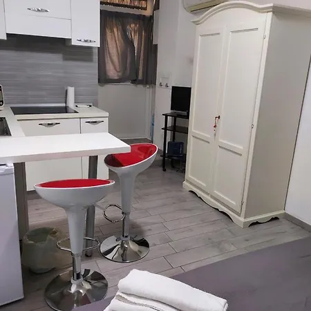 Vivi I Quartierispagnoli 那不勒斯