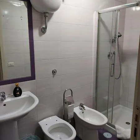 Vivi I Quartierispagnoli 公寓 *